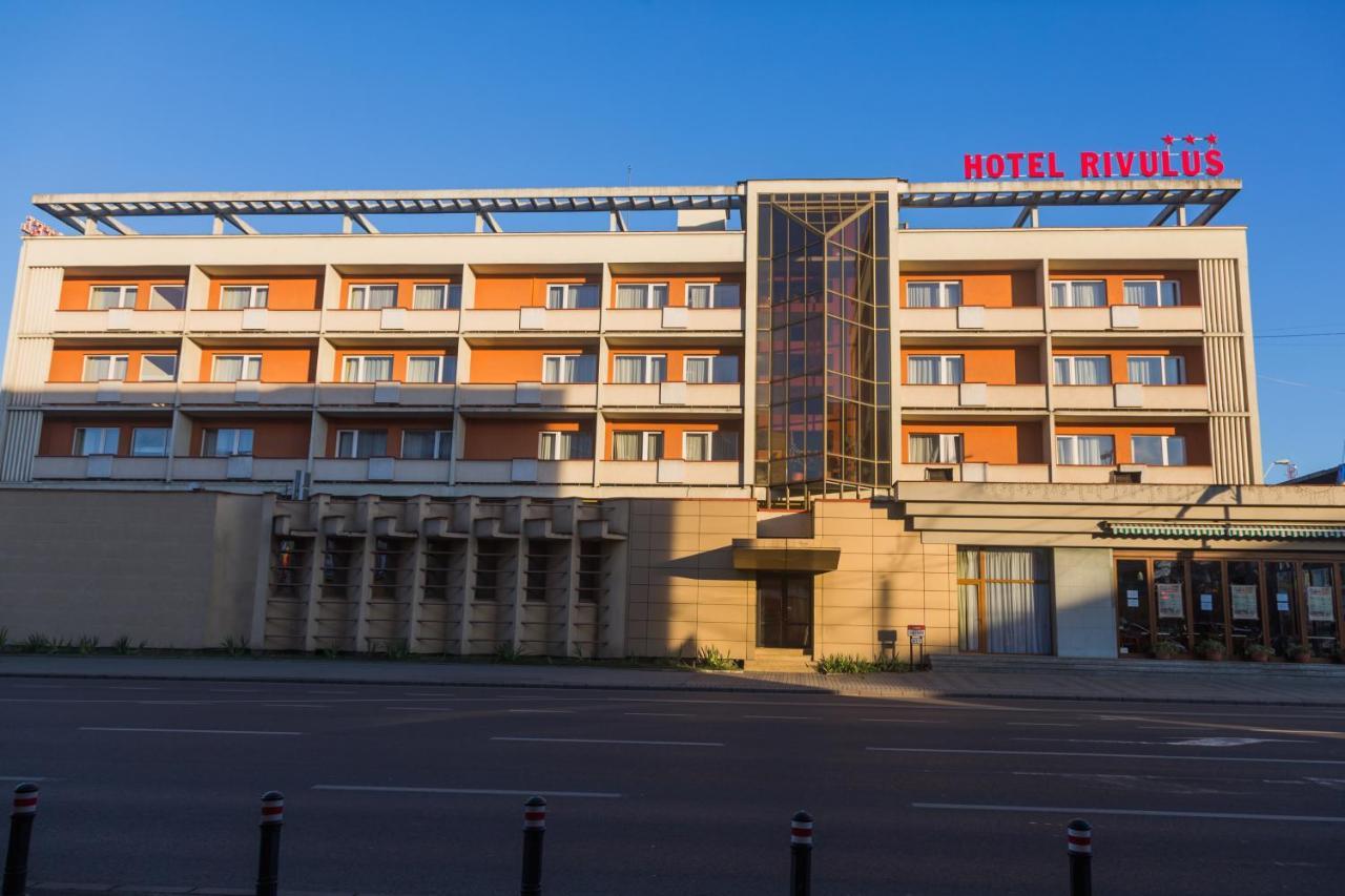 Hotel Rivulus Бая-Маре Экстерьер фото